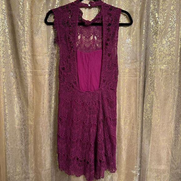 Free People Daydream Lace Magenta Fuchsia Open Back Mini Dress Small - Picture 2 of 10